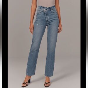 Abercrombie & Fitch 90s Straight Ultra High Rise Criss-Cross Jeans 30L